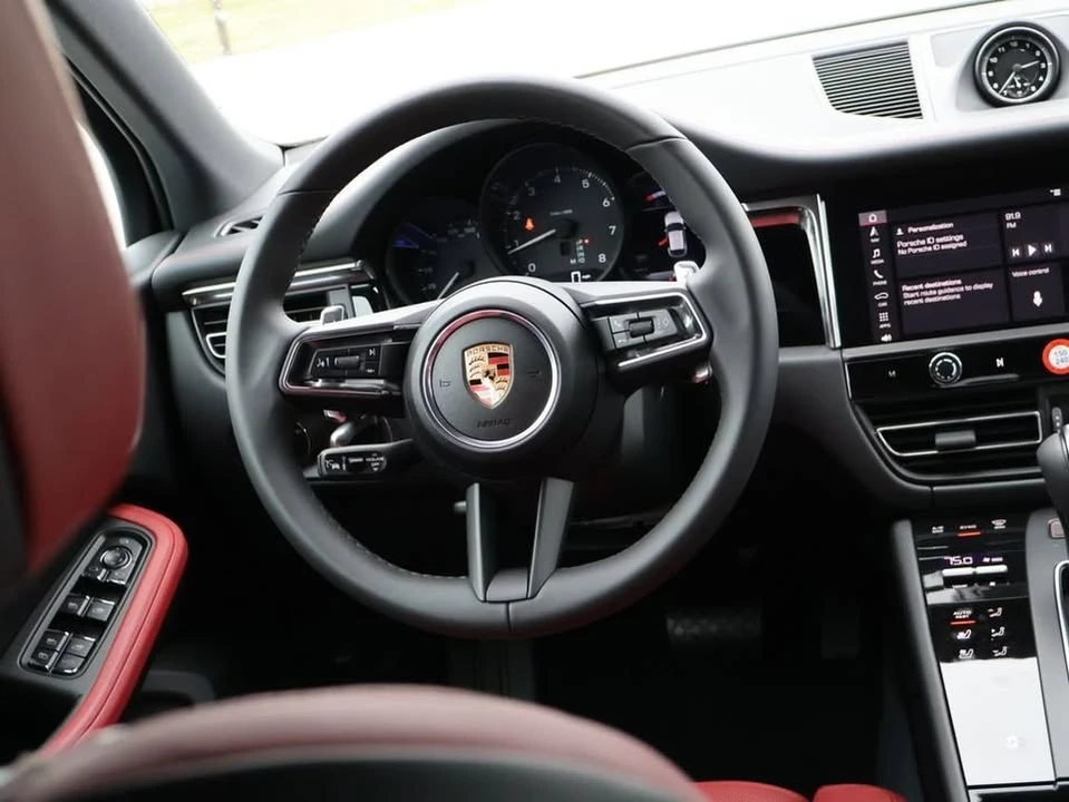 2026 Porsche Macan Electric - Image 20 of 20