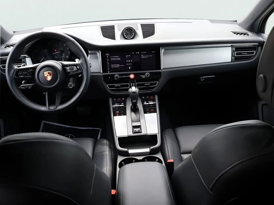 2026 Porsche Macan Electric - Image 19 of 20