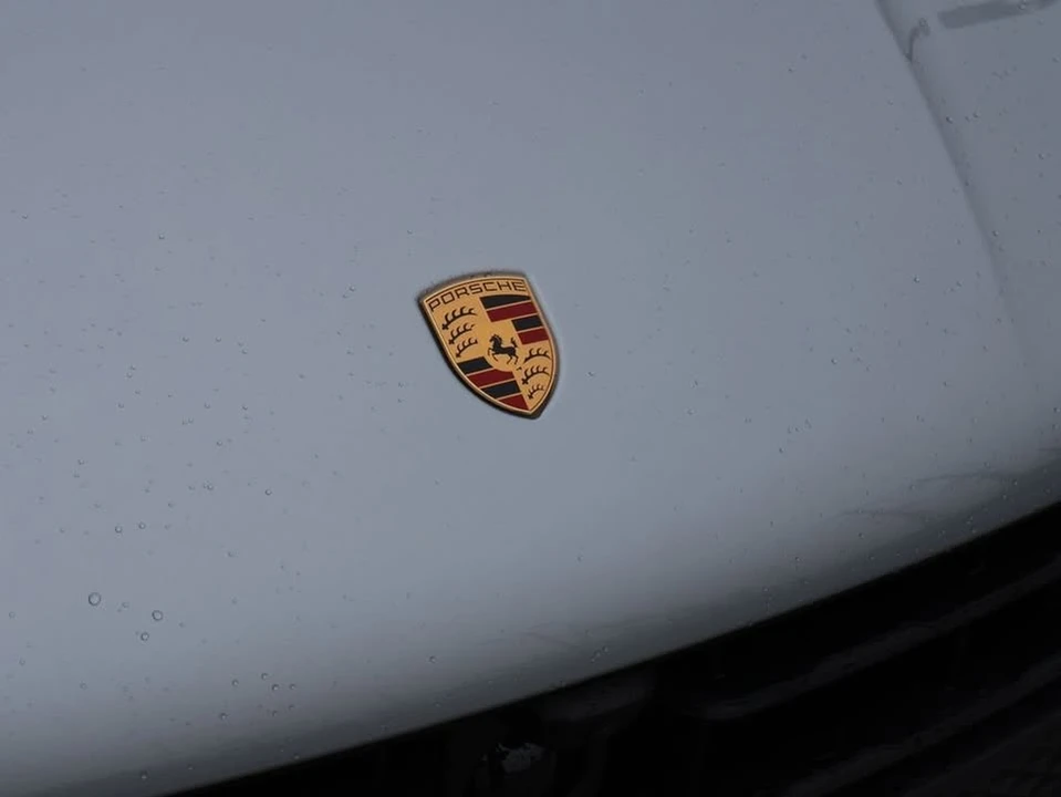 2026 Porsche Macan Electric - Image 13 of 20