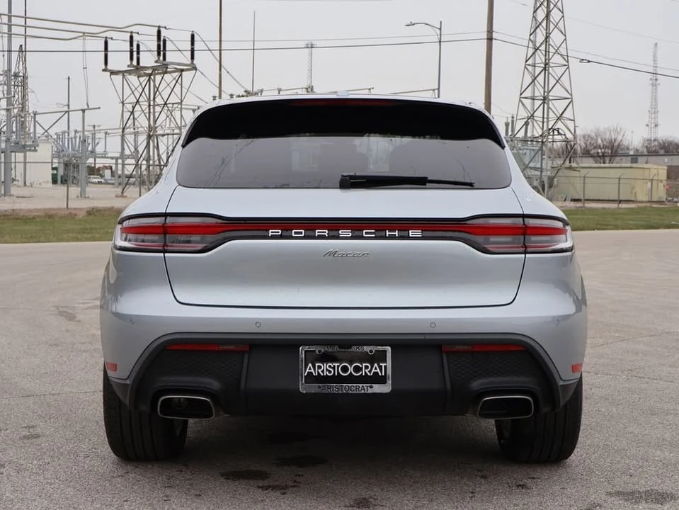 2026 Porsche Macan Electric - Image 7 of 20