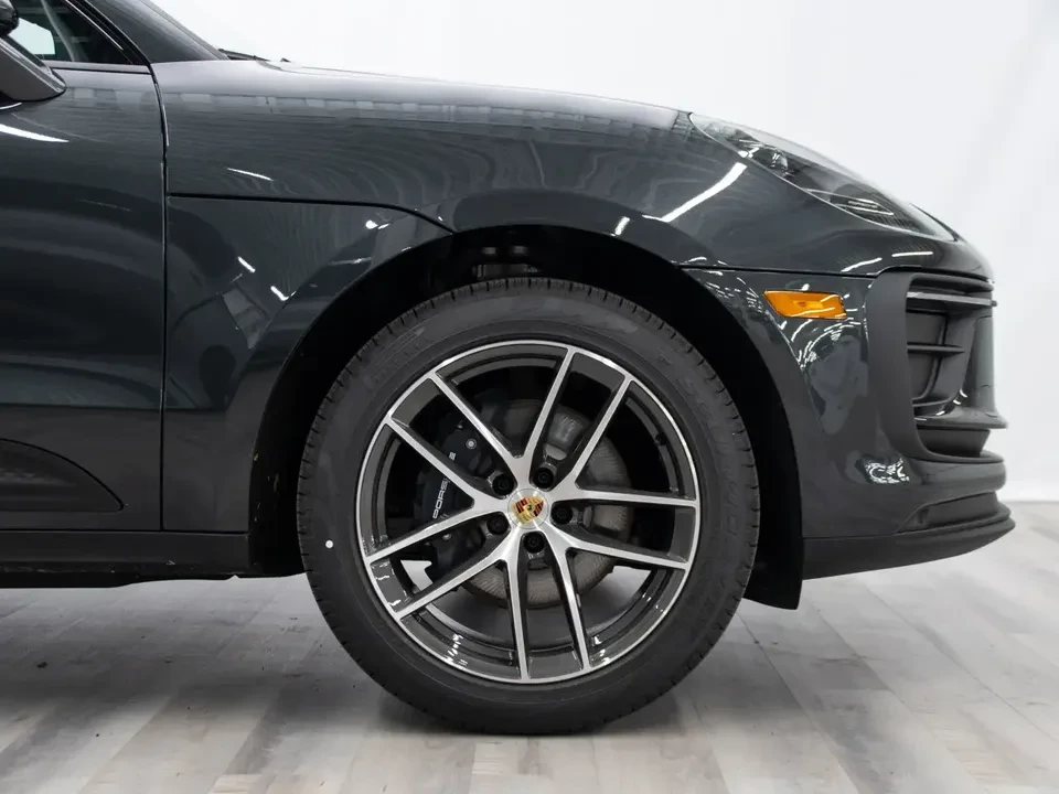 2026 Porsche Macan Electric - Image 9 of 20
