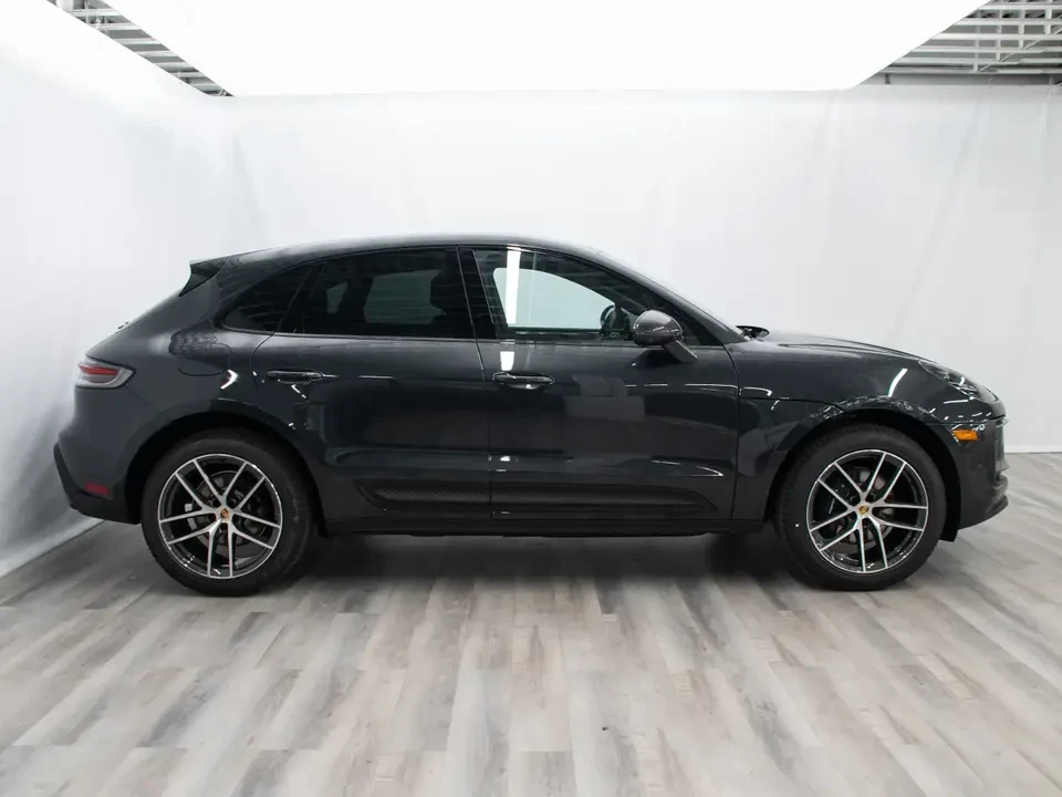 2026 Porsche Macan Electric - Image 4 of 20