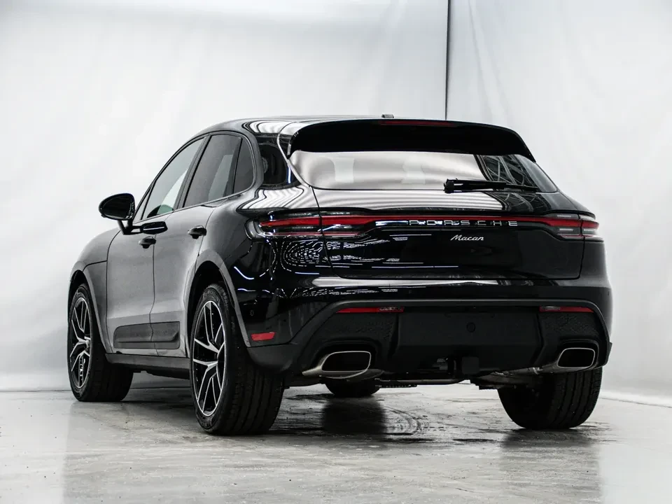 2026 Porsche Macan Electric - Image 5 of 20