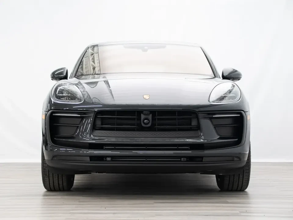 2026 Porsche Macan Electric - Image 6 of 20