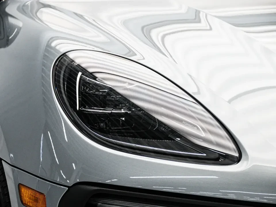 2026 Porsche Macan Electric - Image 13 of 20