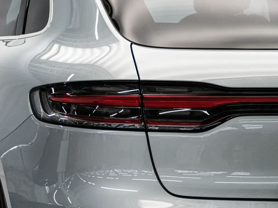 2026 Porsche Macan Electric - Image 10 of 20
