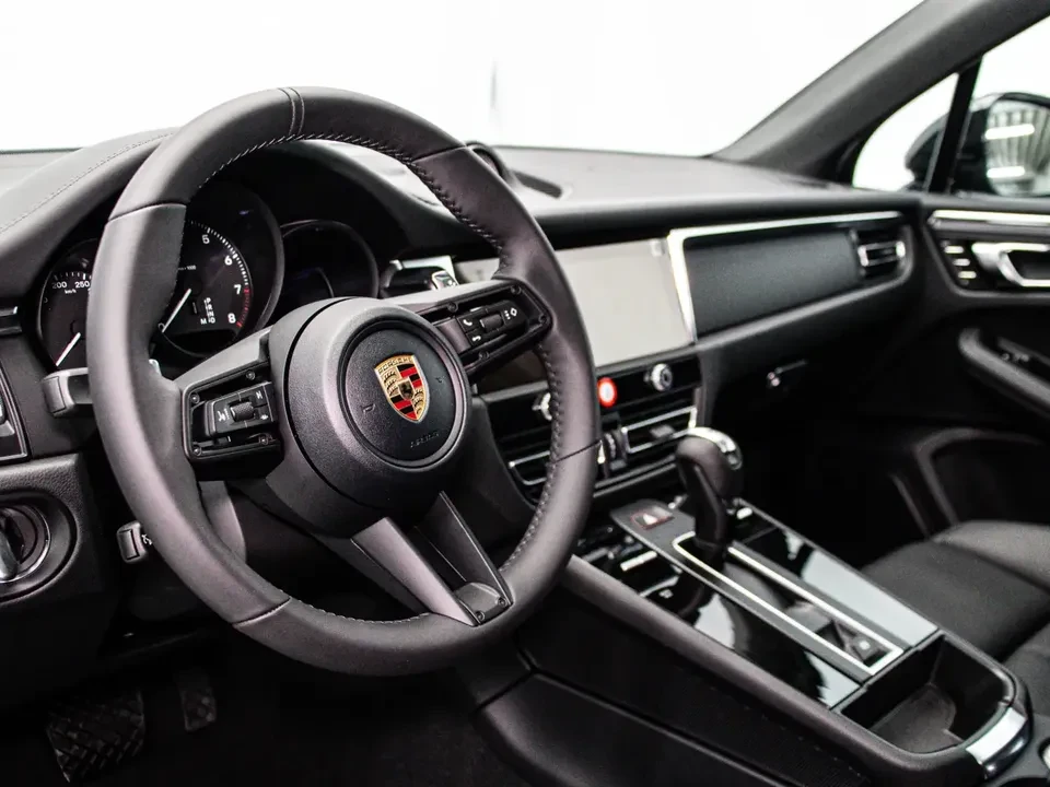 2026 Porsche Macan Electric - Image 2 of 20