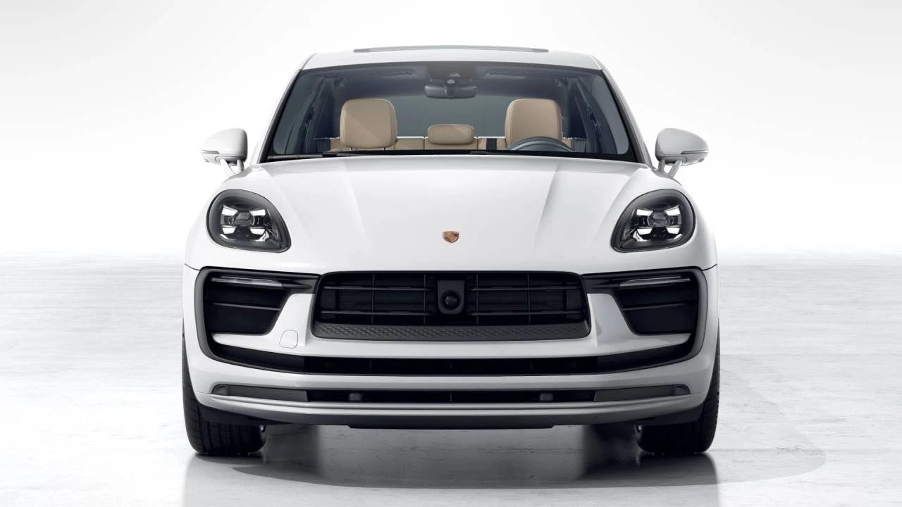 2026 Porsche Macan S - Image 8 of 10