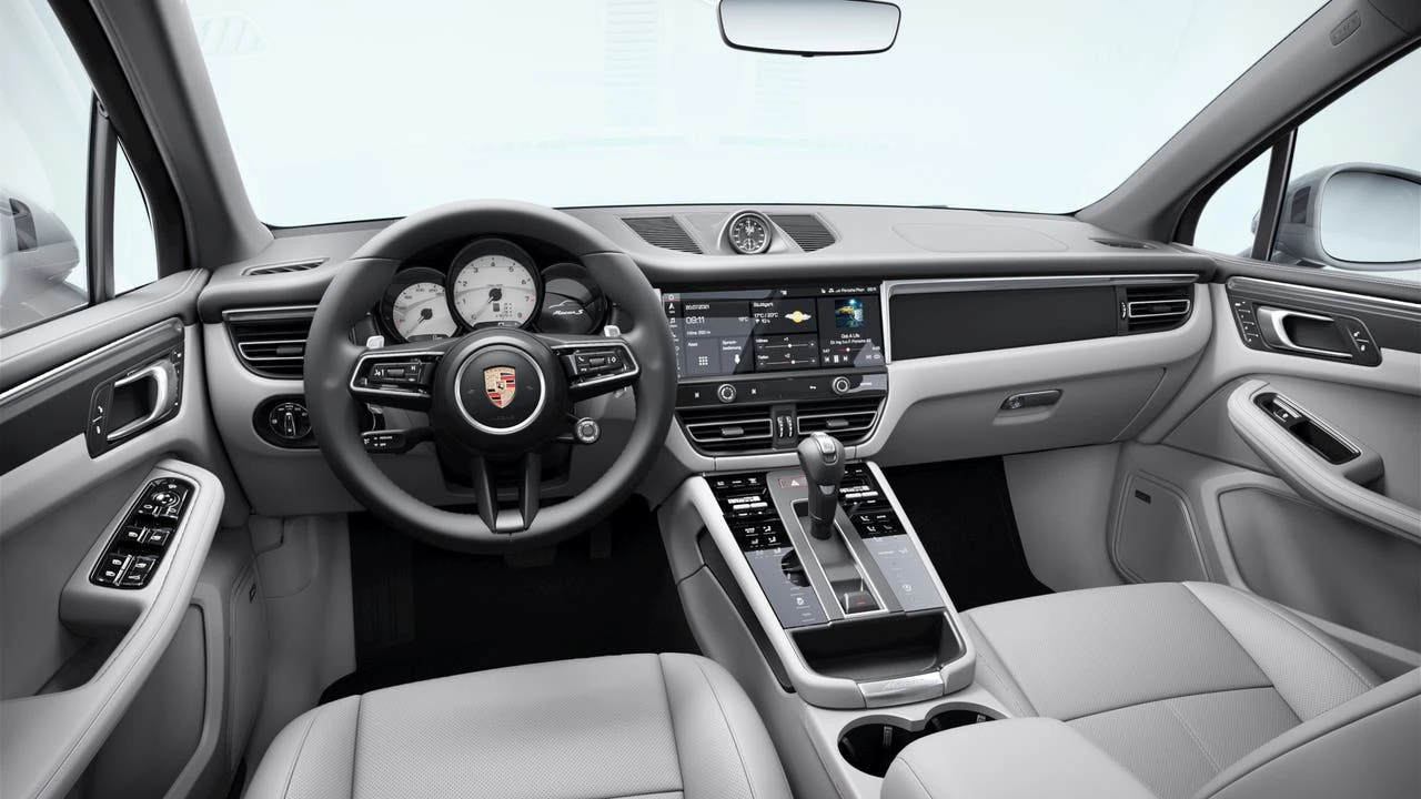 2026 Porsche Macan S - Image 9 of 10