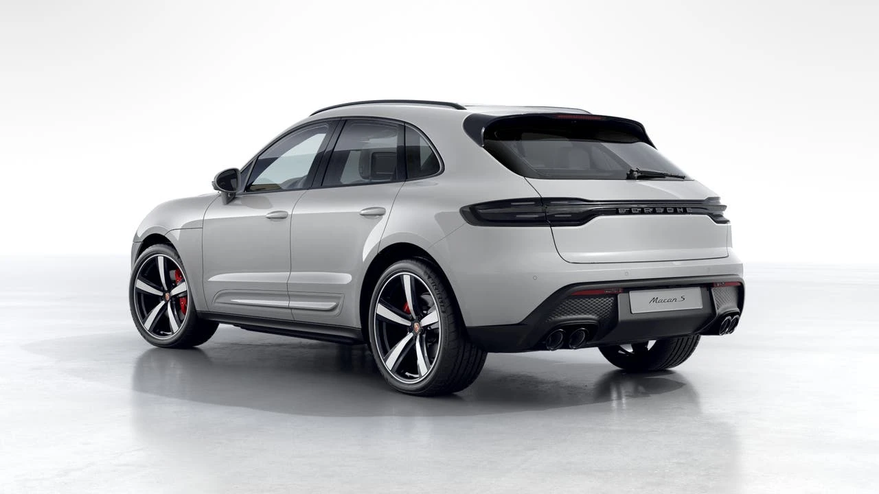 2026 Porsche Macan S - Image 3 of 10