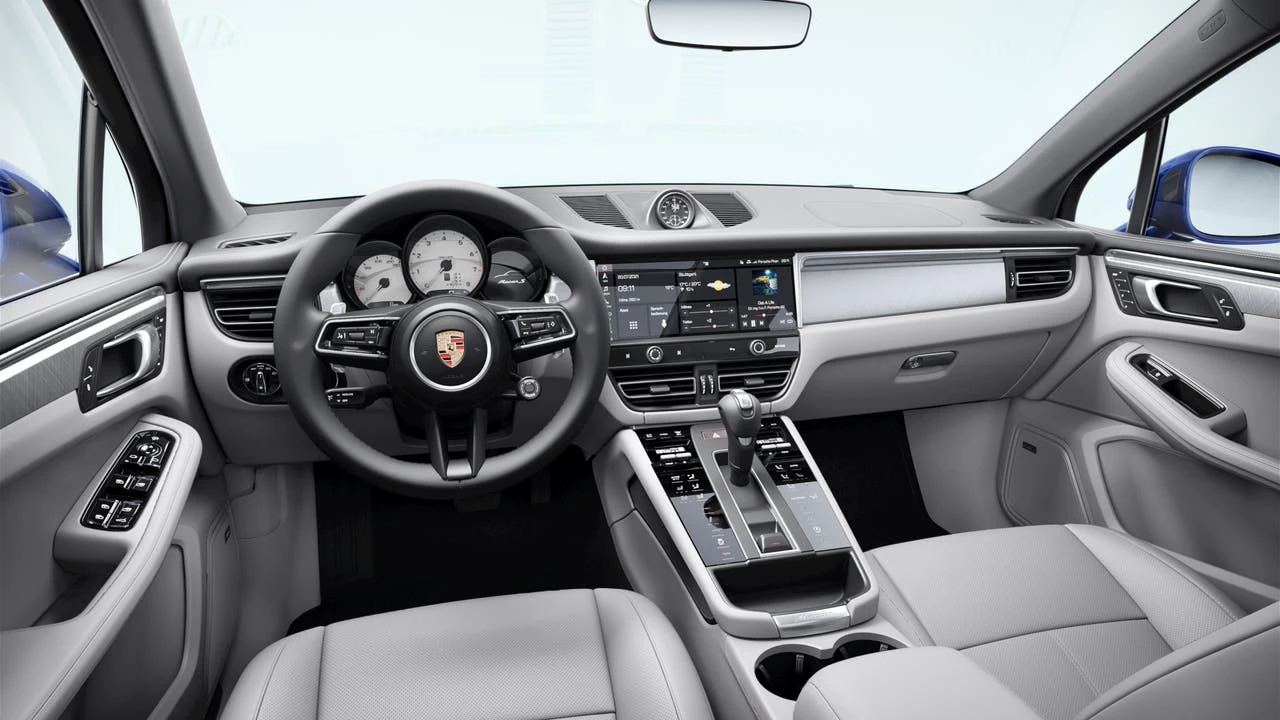 2026 Porsche Macan S - Image 9 of 10