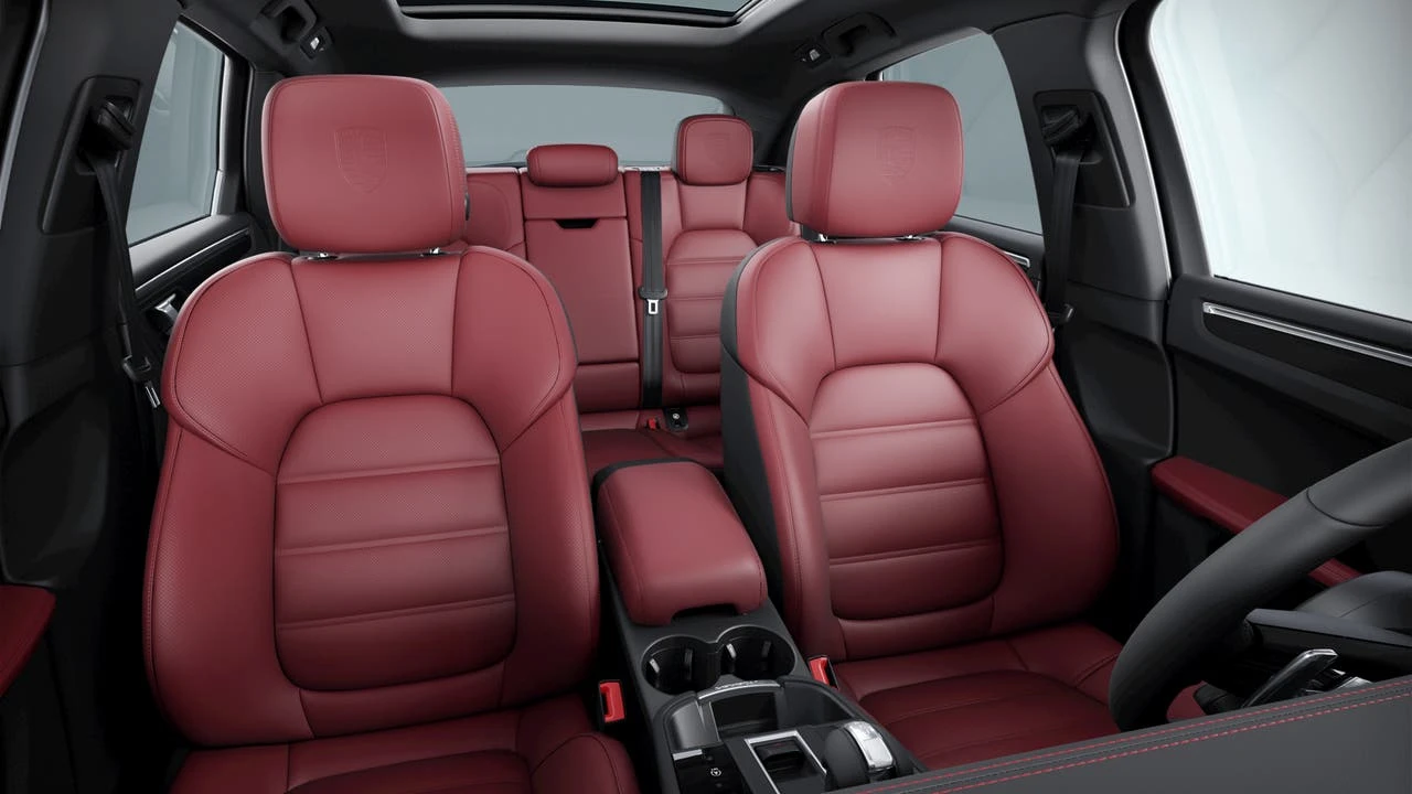 2026 Porsche Macan S - Image 10 of 10