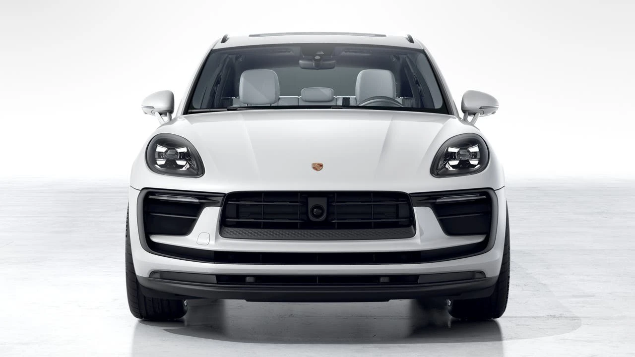 2026 Porsche Macan S - Image 8 of 10