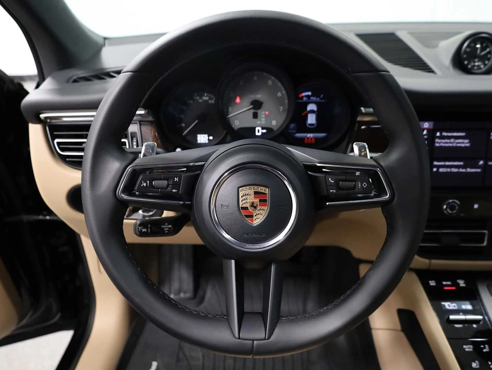 2026 Porsche Macan S - Image 25 of 31