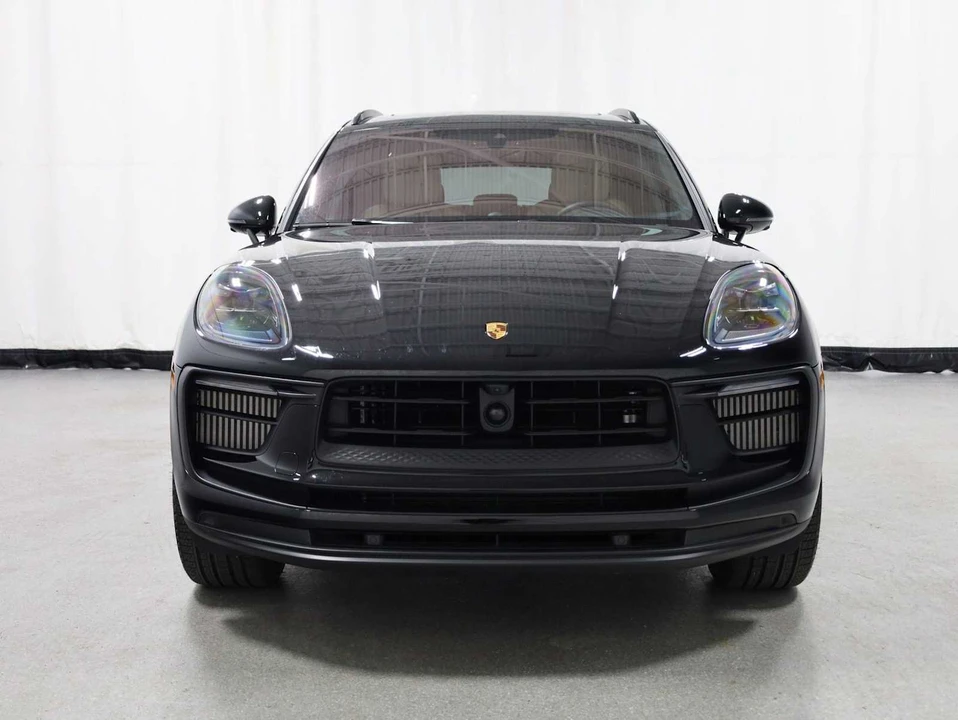 2026 Porsche Macan S - Image 14 of 31