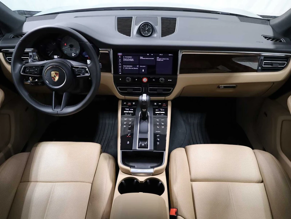 2026 Porsche Macan S - Image 26 of 31
