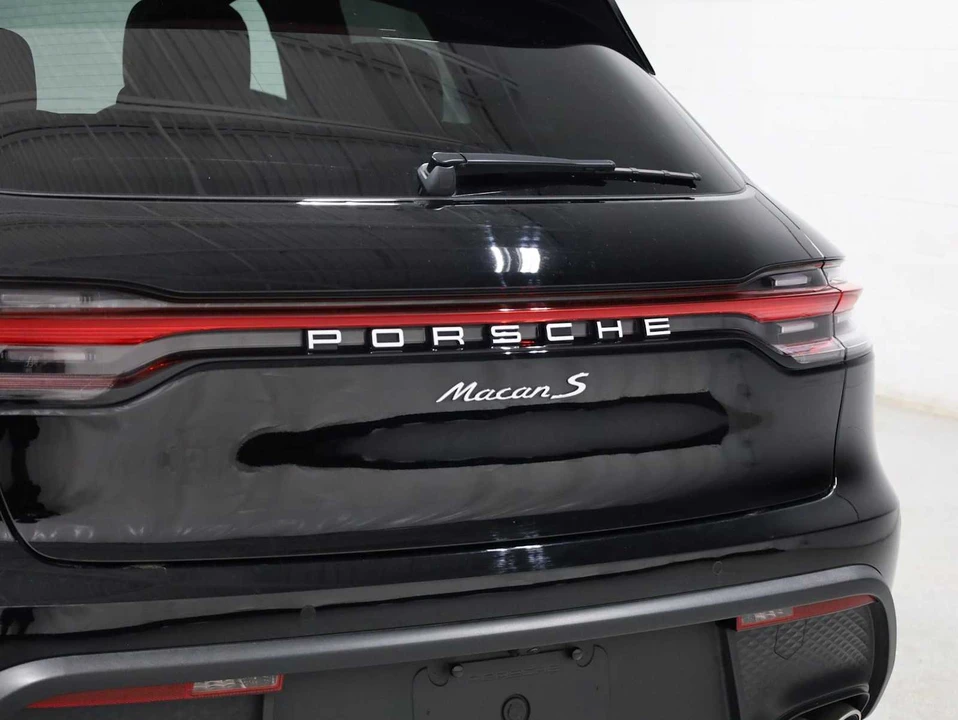2026 Porsche Macan S - Image 8 of 31
