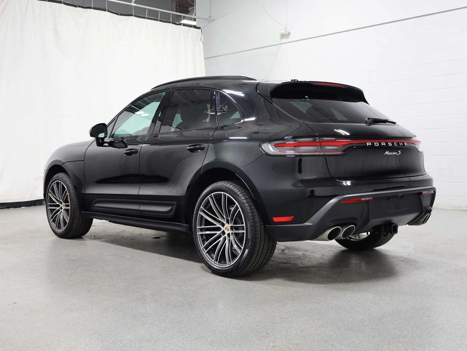 2026 Porsche Macan S - Image 3 of 31