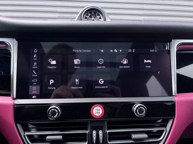 2026 Porsche Macan S - Image 19 of 29