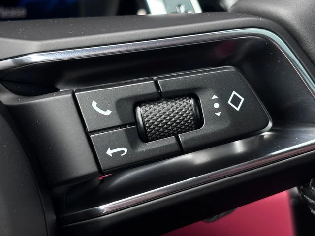 2026 Porsche Macan S - Image 17 of 29