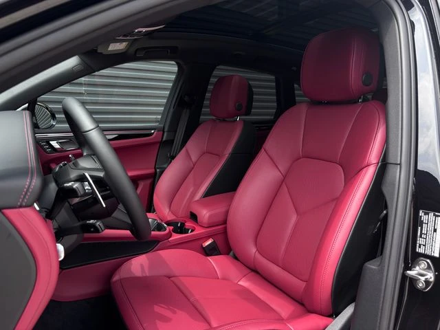2026 Porsche Macan S - Image 5 of 29