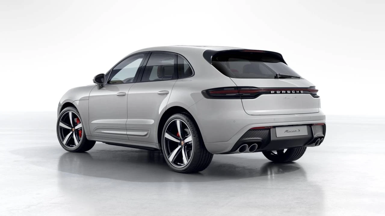 2026 Porsche Macan S - Image 3 of 10