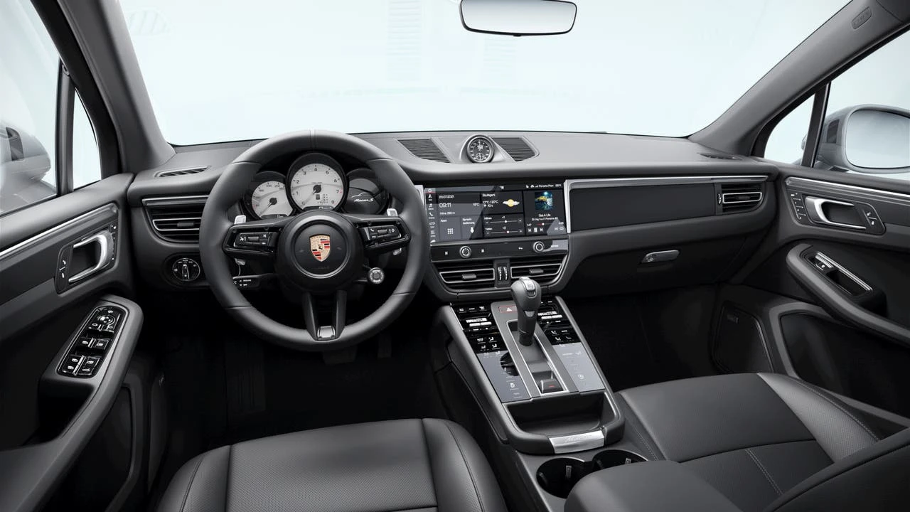 2026 Porsche Macan S - Image 9 of 10