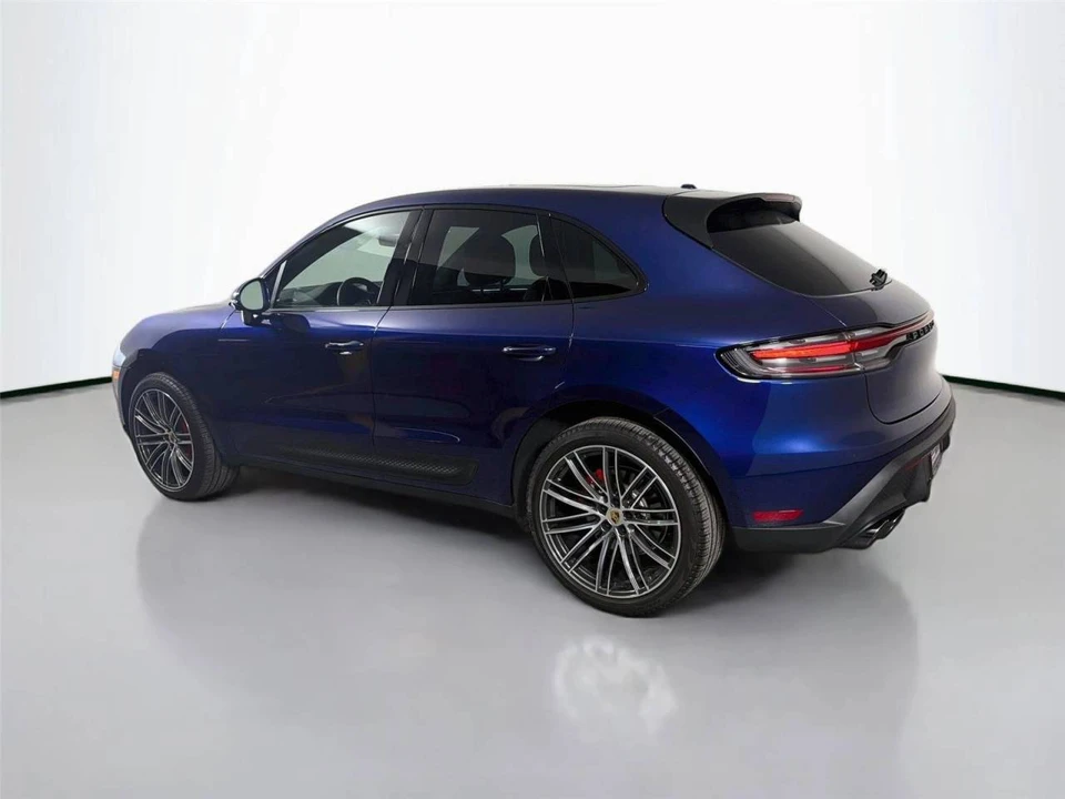2026 Porsche Macan S - Image 3 of 5