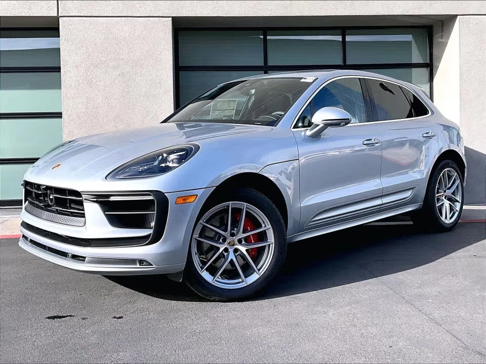 2026 Porsche Macan S - Image 3 of 21