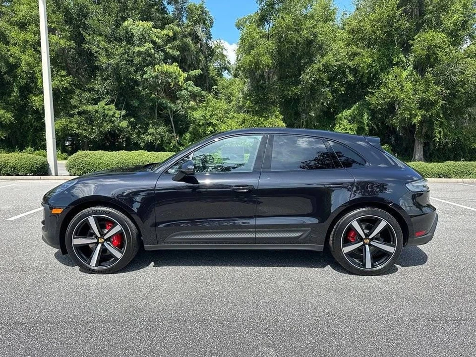 2026 Porsche Macan S - Image 2 of 5