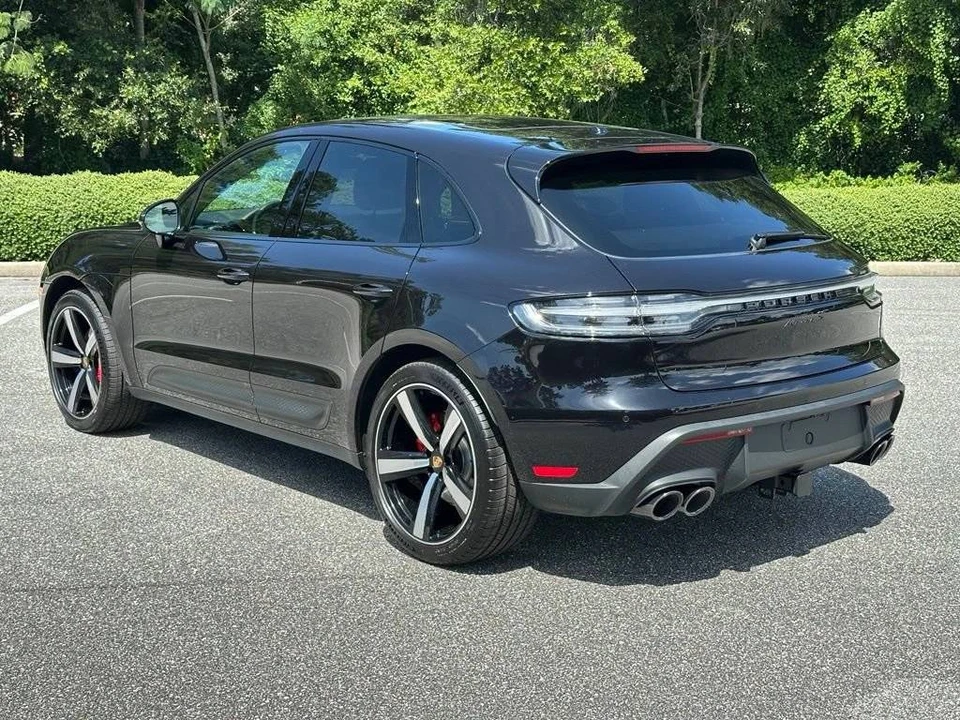 2026 Porsche Macan S - Image 3 of 5