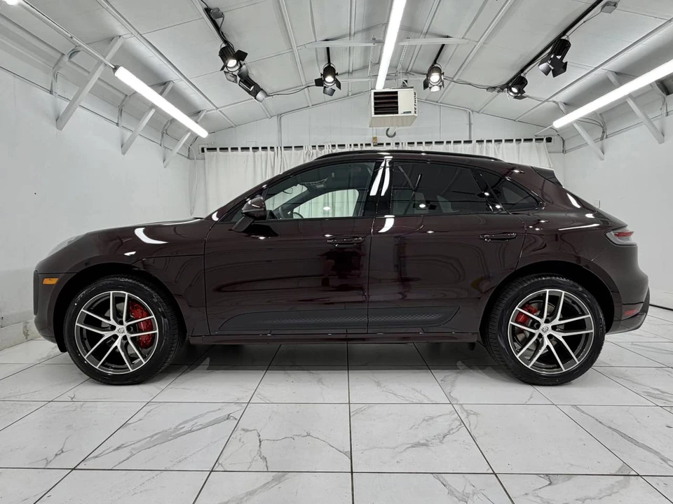 2026 Porsche Macan S - Image 2 of 4