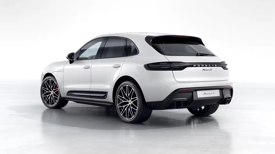 2026 Porsche Macan S - Image 19 of 31