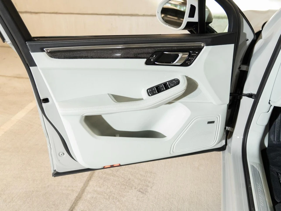 2026 Porsche Macan S - Image 16 of 28