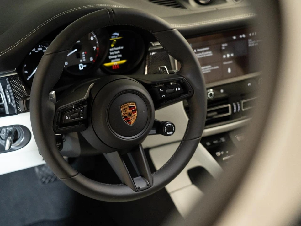 2026 Porsche Macan S - Image 15 of 28