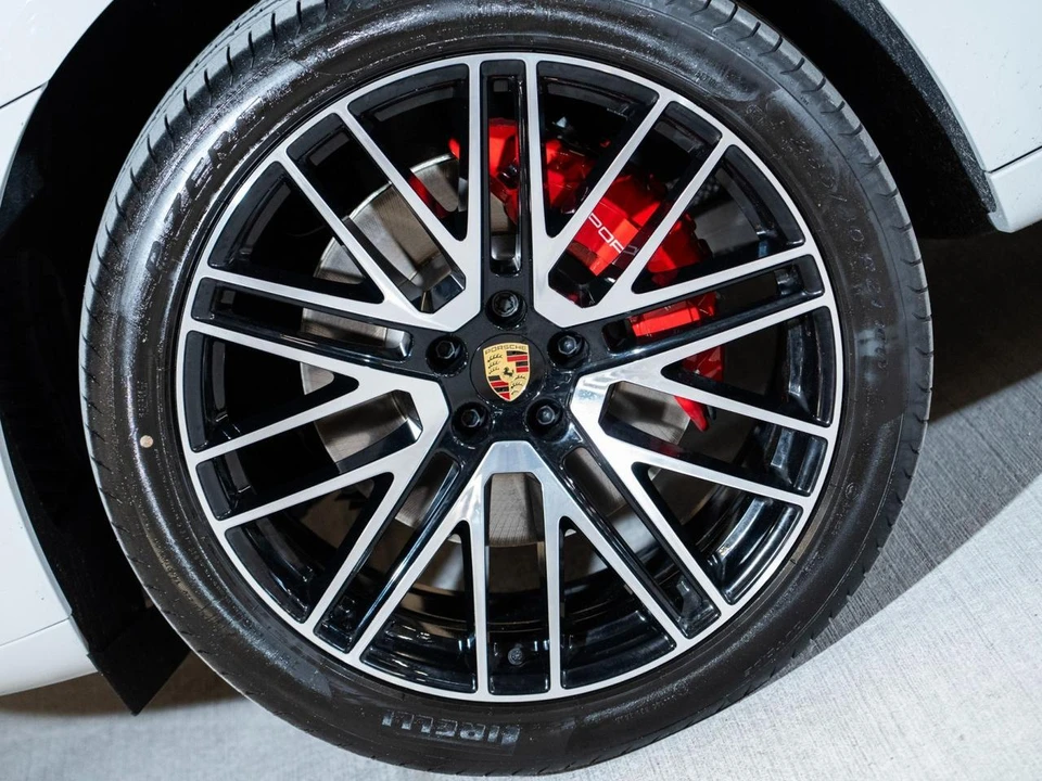 2026 Porsche Macan S - Image 11 of 28