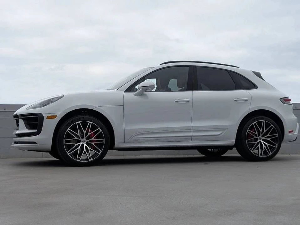 2026 Porsche Macan S - Image 2 of 5
