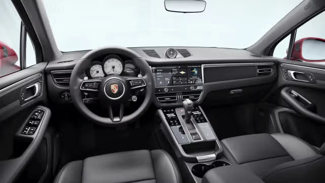 2026 Porsche Macan S - Image 26 of 31