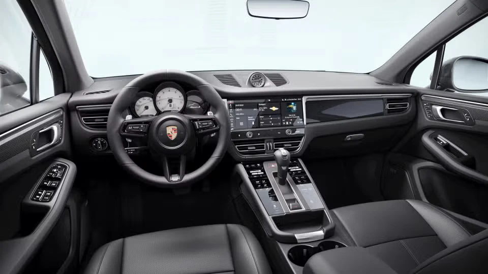 2026 Porsche Macan S - Image 27 of 31