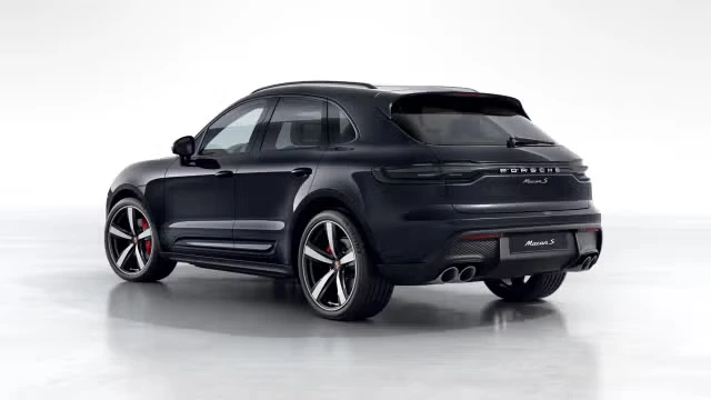 2026 Porsche Macan - Image 18 of 30