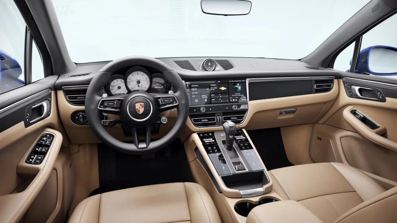 2026 Porsche Macan S - Image 28 of 30