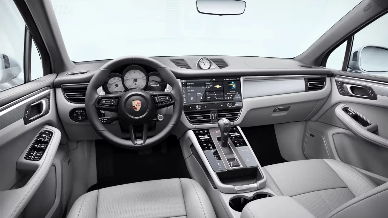 2026 Porsche Macan S - Image 28 of 30