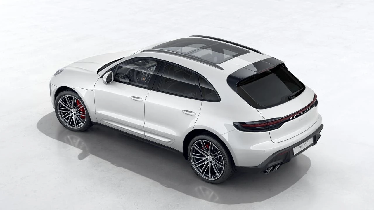 2026 Porsche Macan S - Image 4 of 10