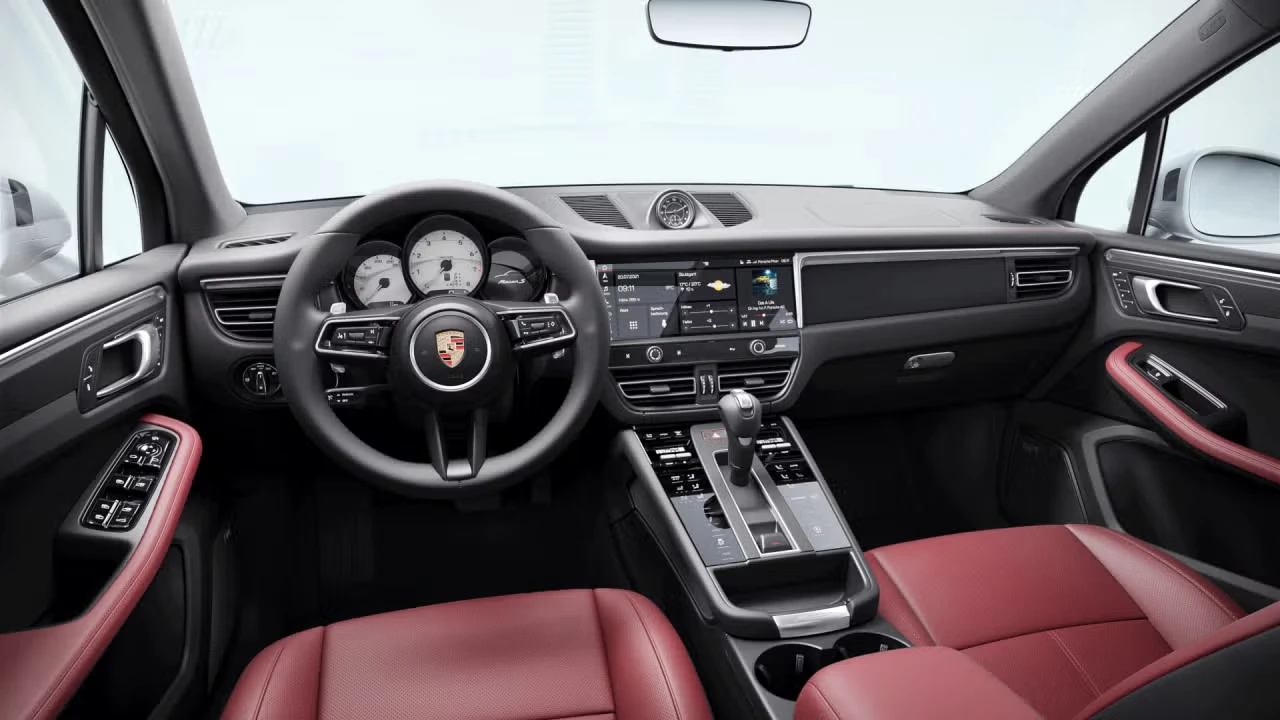 2026 Porsche Macan S - Image 28 of 30