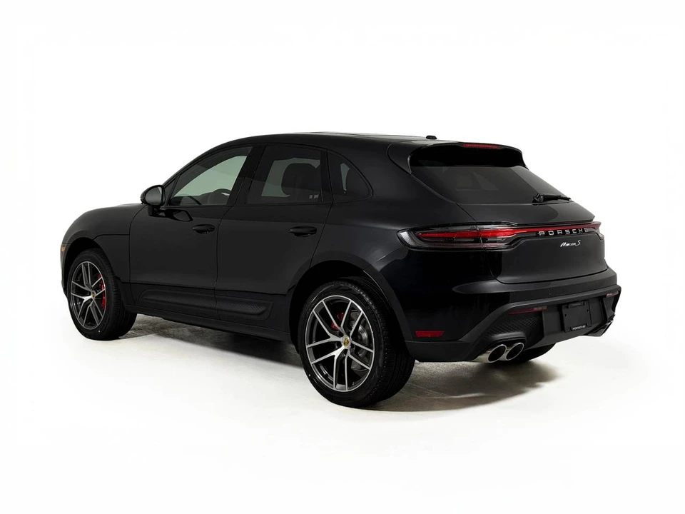 2026 Porsche Macan S - Image 3 of 5