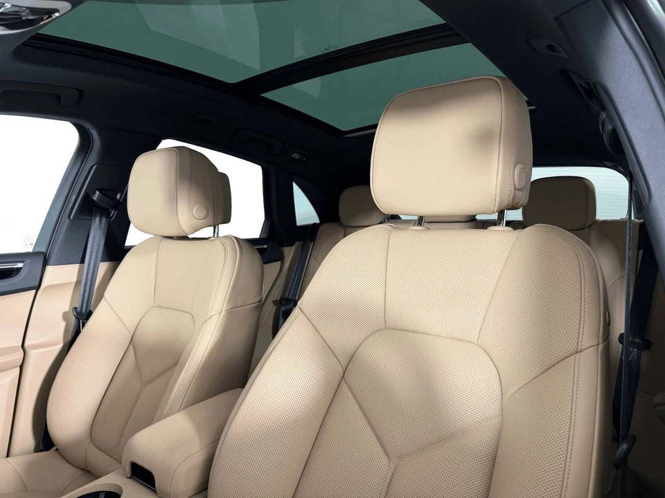 2026 Porsche Macan S - Image 5 of 5