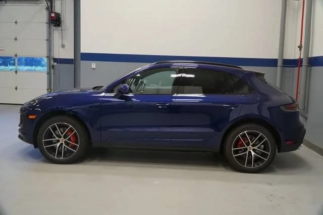 2026 Porsche Macan S - Image 2 of 4
