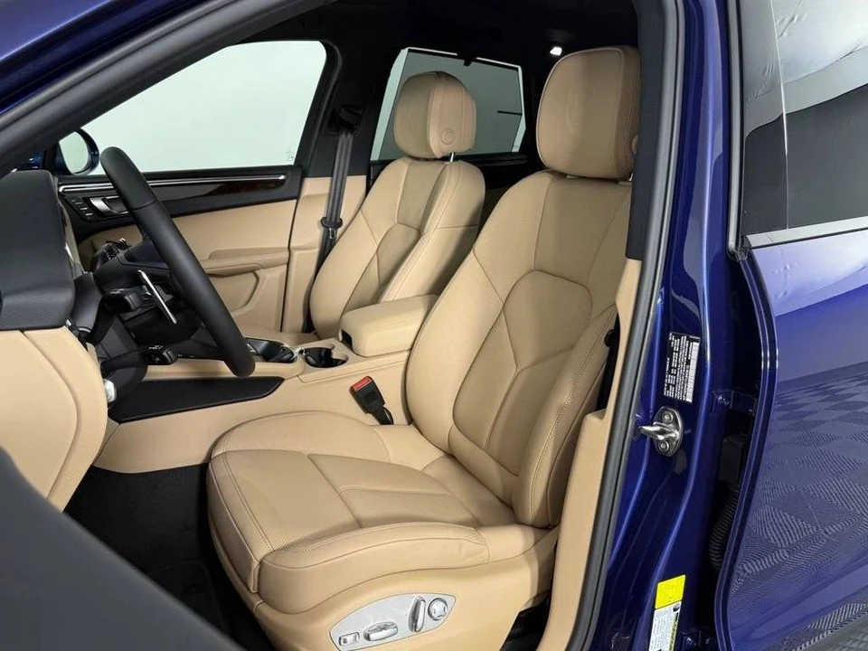 2026 Porsche Macan S - Image 5 of 5