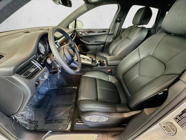 2026 Porsche Macan S - Image 5 of 5