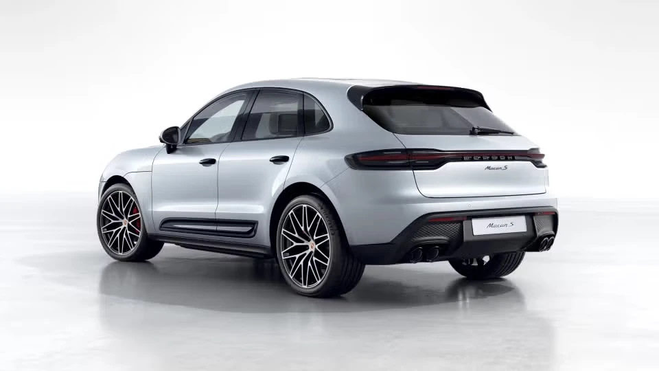 2026 Porsche Macan S - Image 19 of 31